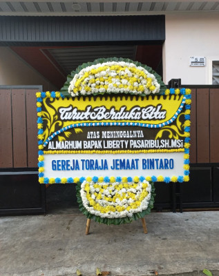 Papan Bunga Duka di Semayan