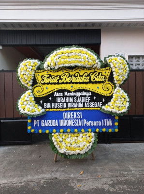 Papan Bunga Duka di Semayan